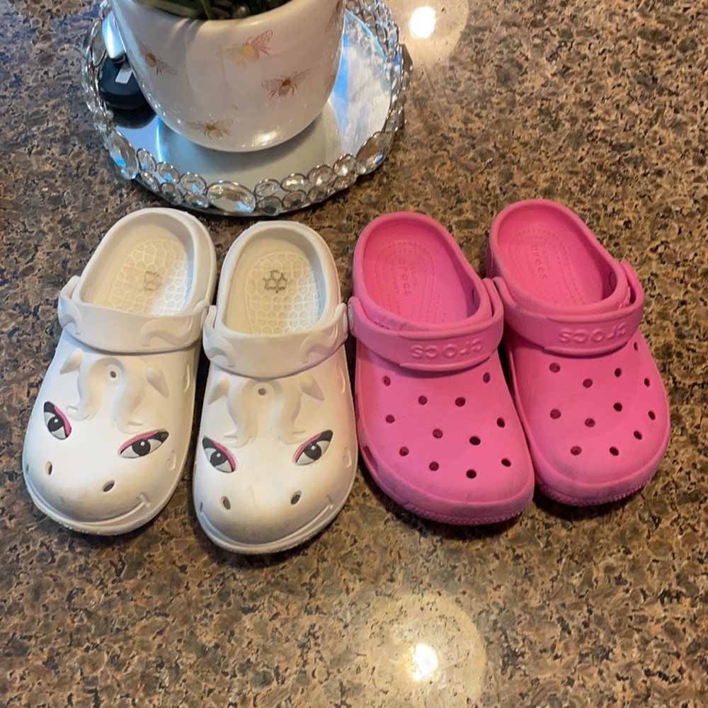 Girls pink crocs/white like crocs girls shoes.S-11